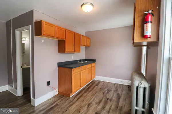1023 S QUEEN ST, York, PA 17403