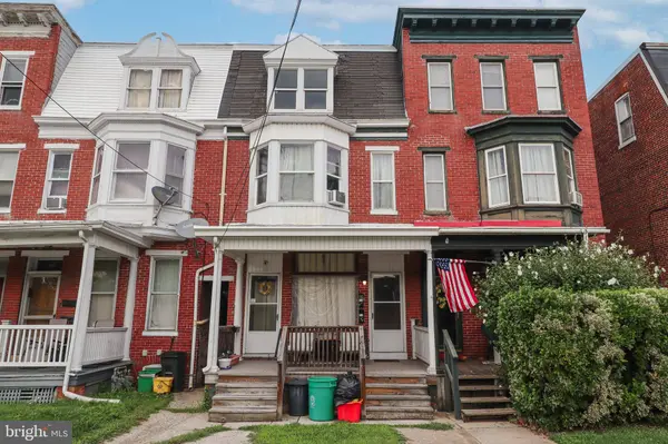 1023 S QUEEN ST, York, PA 17403