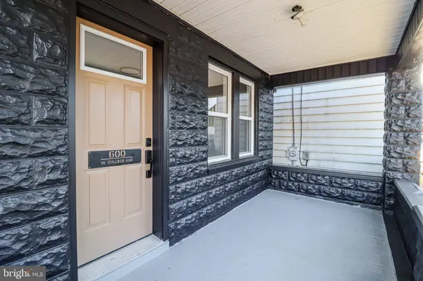 600 W COLLEGE AVE, York, PA 17401