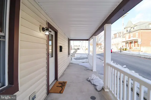 34 S PLEASANT AVE, Dallastown, PA 17313