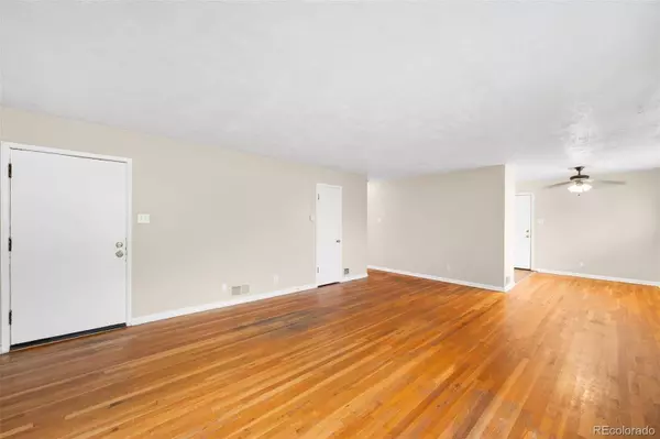 10505 Lowry PL, Aurora, CO 80010