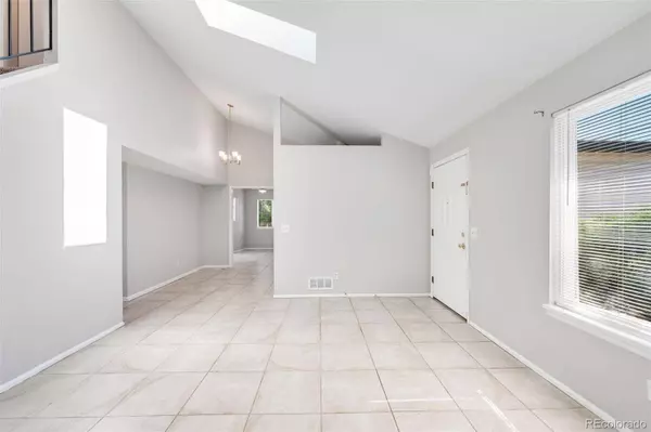 1943 Ensenada CT, Aurora, CO 80011