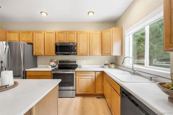 10090 Eagle Valley WAY, Littleton, CO 80129