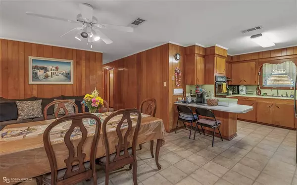 1207 Park Highway, Minden, LA 71055