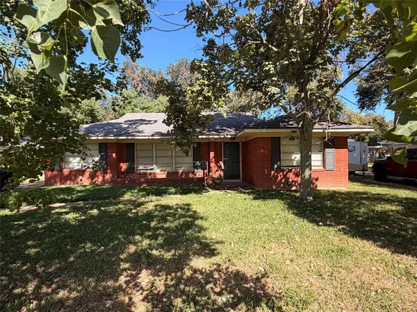 220 Bruce Avenue