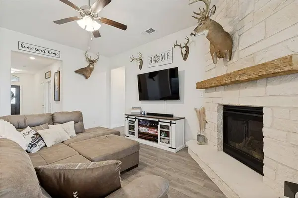 2817 Half Moon Road, Aubrey, TX 76227