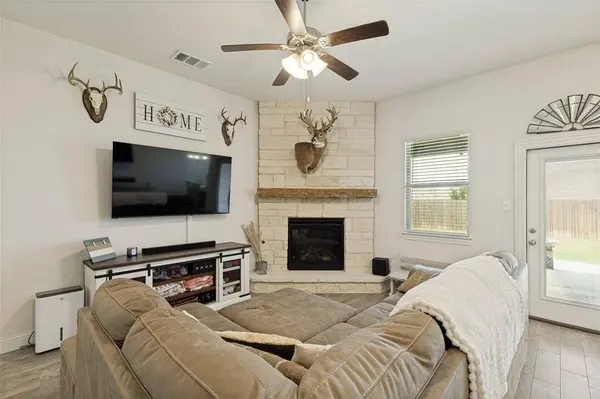 2817 Half Moon Road, Aubrey, TX 76227