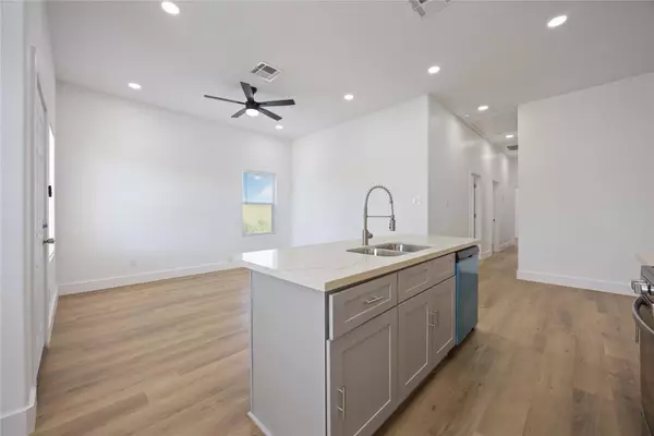 9723 Cargill ST #B, Houston, TX 77029