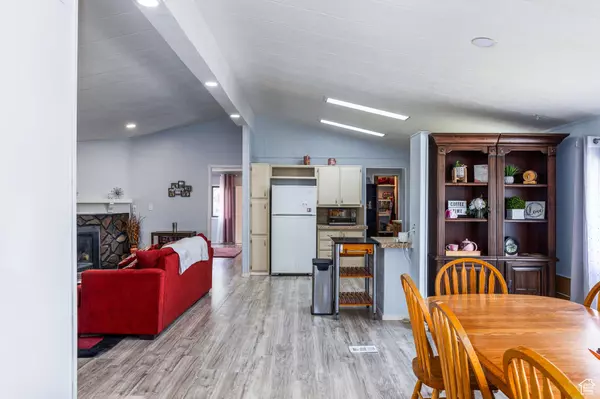 5075 W 4700 S #76, Kearns, UT 84118