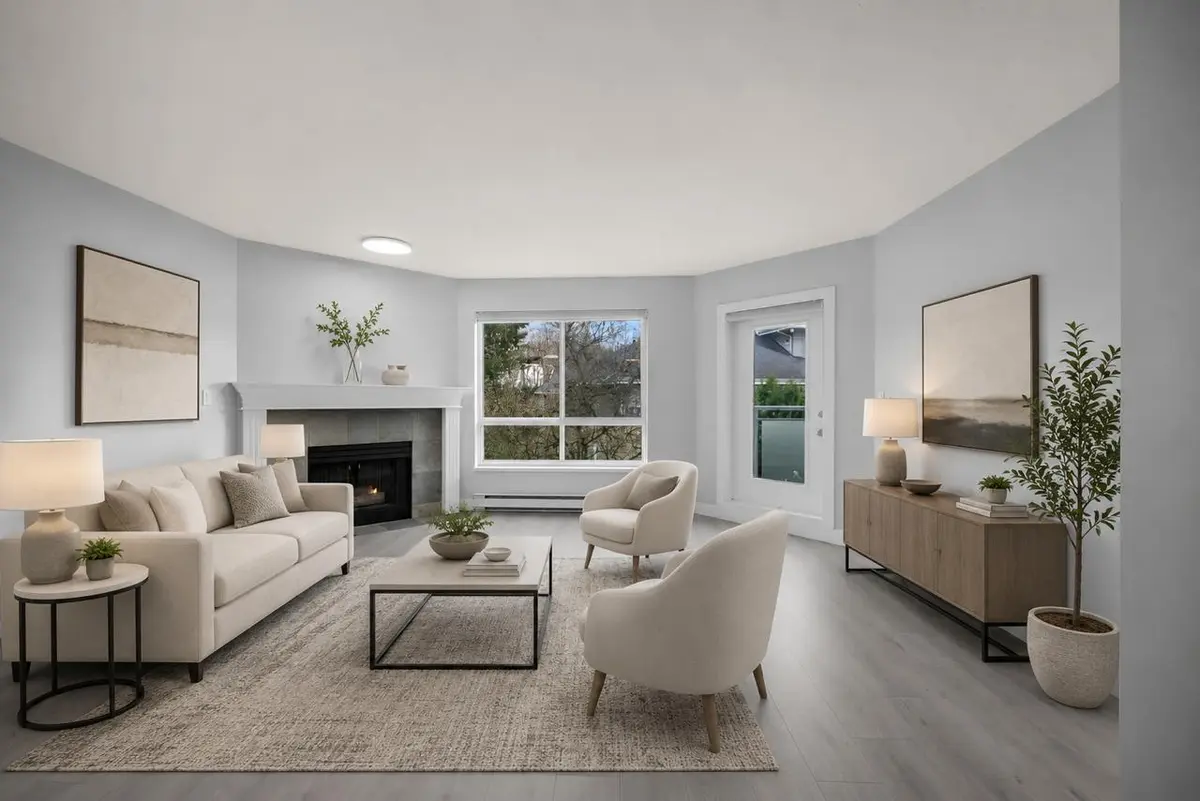 13680 84 Ave #205, Surrey, BC V3W 0T6