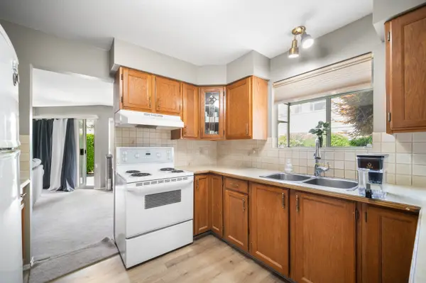 9277 122 St #47, Surrey, BC V3V 7R6