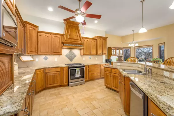 13905 W Remington Ct, Wichita, KS 67235