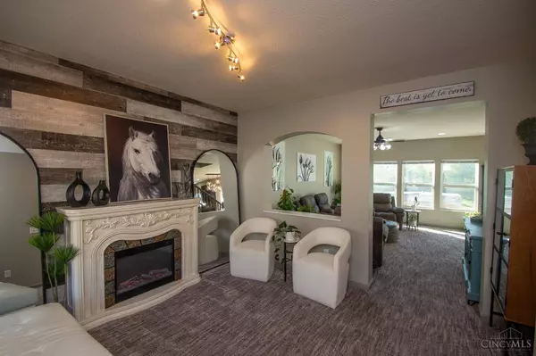 483 Harrison Woods Ct, Union Twp, OH 45244