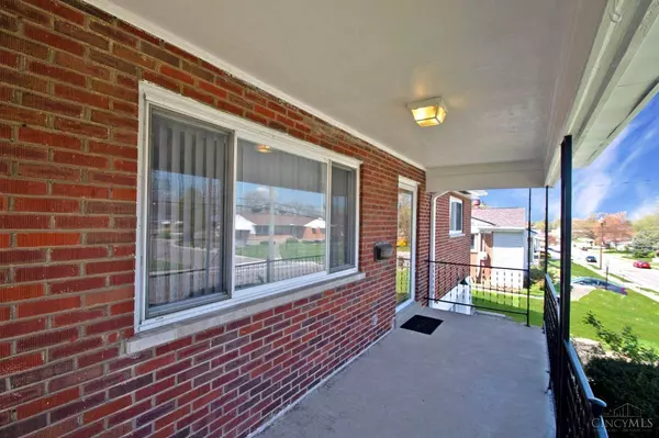 2231 Varelman Ave, Norwood, OH 45212