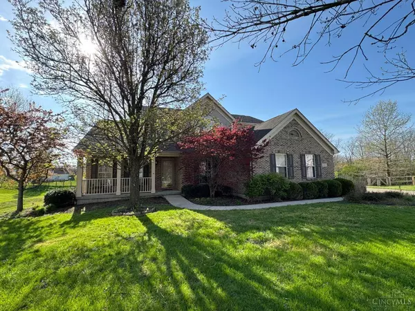 6743 Bayberry Ct, Hamilton Twp, OH 45039