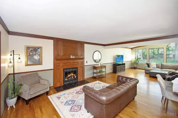 9338 Kemper Grove Ln, Symmes Twp, OH 45140