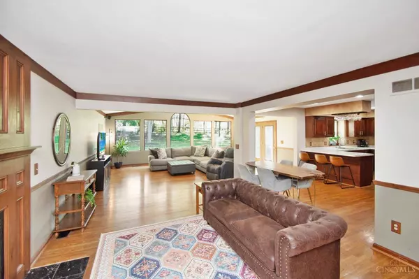 9338 Kemper Grove Ln, Symmes Twp, OH 45140