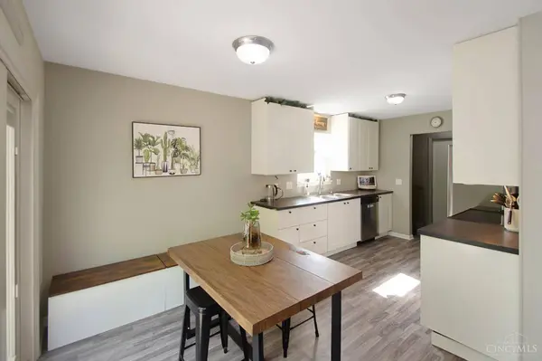 370 Woodsdale Dr, Monroe, OH 45050