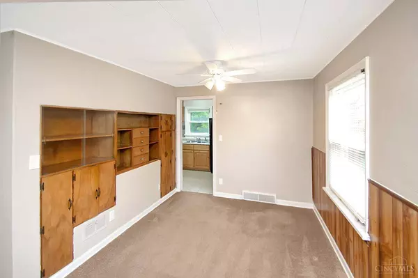 1862 Rutland Dr, Dayton, OH 45406