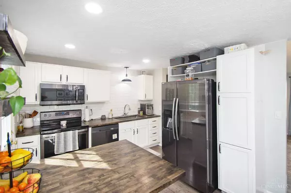 1566 Buckboard Ln, Goshen Twp, OH 45140