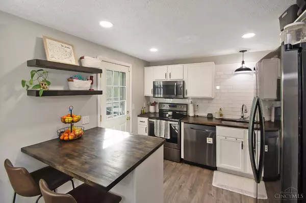 1566 Buckboard Ln, Goshen Twp, OH 45140