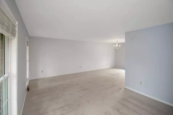 558 Coach Light Drive, Edgewood, KY 41017