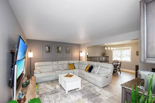 5671 Crooked Tree Ln, Milford, OH 45150