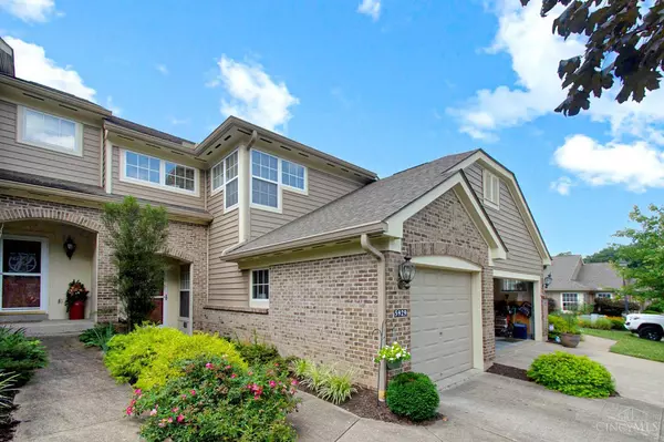 5929 Castlewood #5, Miami Twp, OH 45150