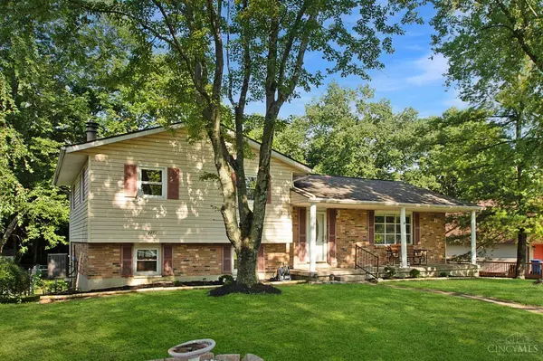 2271 Trinity Dr, Turtle Creek Twp, OH 45044