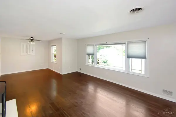 213 Kenec Dr, Middletown, OH 45042