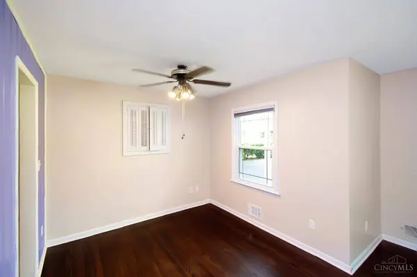 213 Kenec Dr, Middletown, OH 45042