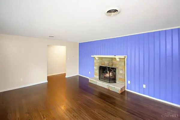 213 Kenec Dr, Middletown, OH 45042