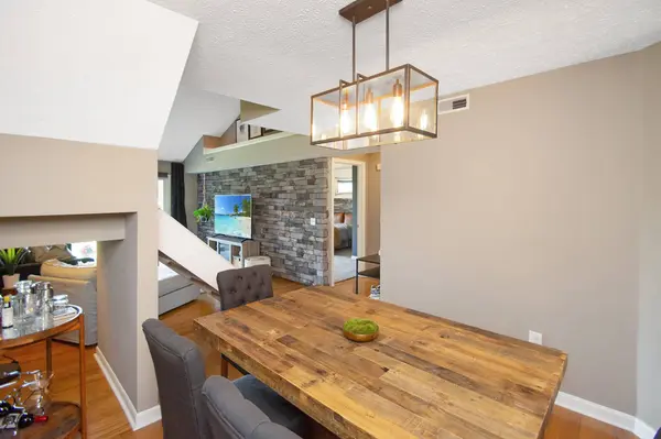 22 Carriage House Drive, Fort Thomas, KY 41075