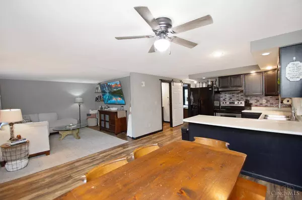 16225 Edgington Rd, Sterling Twp, OH 45176