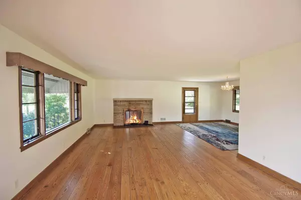 5791 Greenlawn Rd, Fairfield Twp, OH 45011