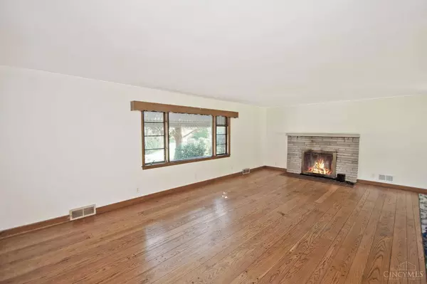 5791 Greenlawn Rd, Fairfield Twp, OH 45011