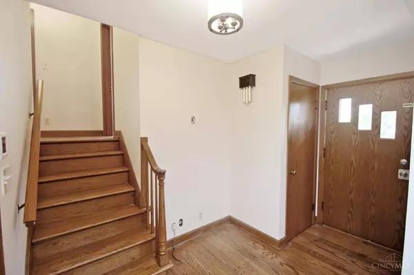 5791 Greenlawn Rd, Fairfield Twp, OH 45011