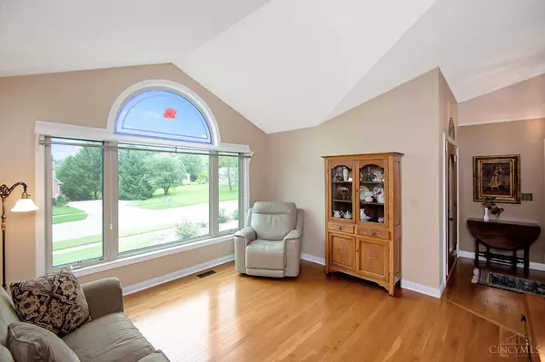 7075 Ashwood Knolls Dr, Fairfield Twp, OH 45011