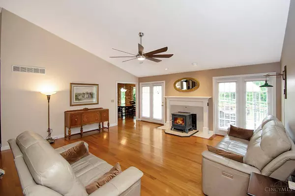 7075 Ashwood Knolls Dr, Fairfield Twp, OH 45011