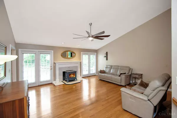 7075 Ashwood Knolls Dr, Fairfield Twp, OH 45011