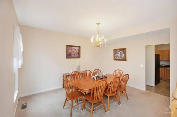 6323 Ashford Dr, Miami Twp, OH 45140