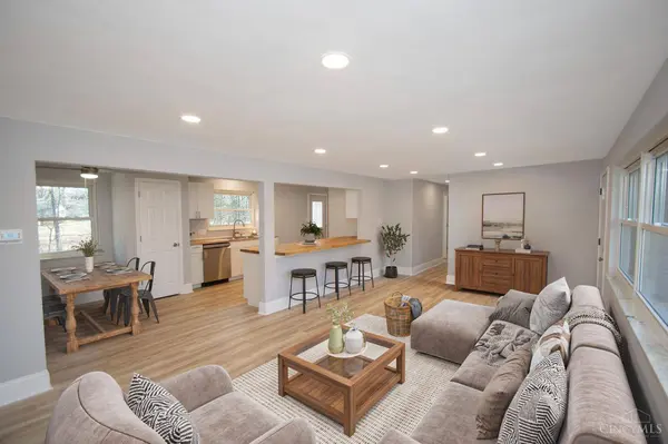 5588 Kay Dr, Miami Twp, OH 45150