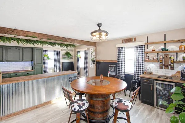 42 Barrett Mill Rd, Perry Twp, OH 45612