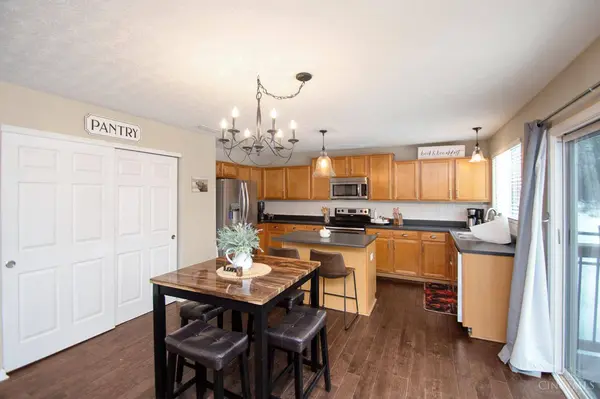 9 Woodside Park Dr, Pierce Twp, OH 45102