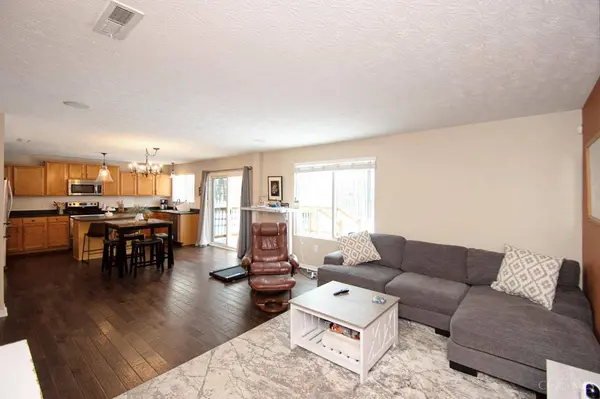 9 Woodside Park Dr, Pierce Twp, OH 45102