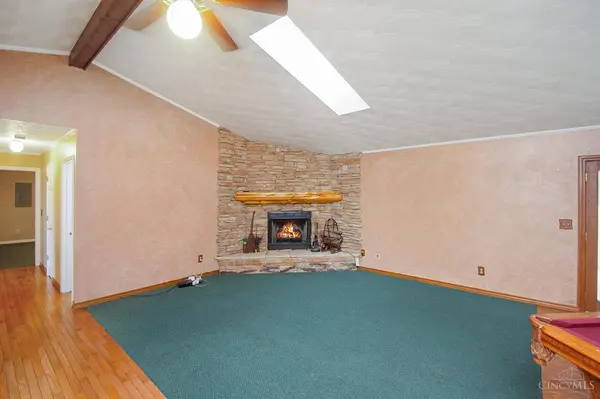 616 Lorelei Dr, Perry Twp, OH 45118