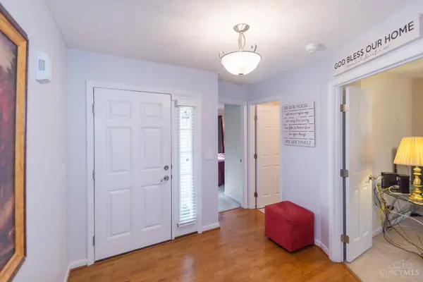 7633 Sandstone Trl, Hamilton Twp, OH 45039