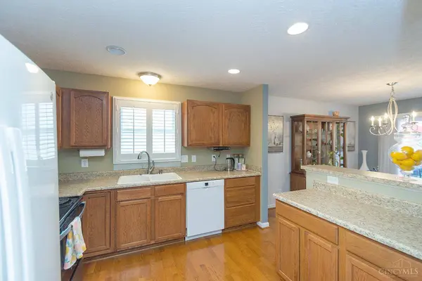 7633 Sandstone Trl, Hamilton Twp, OH 45039