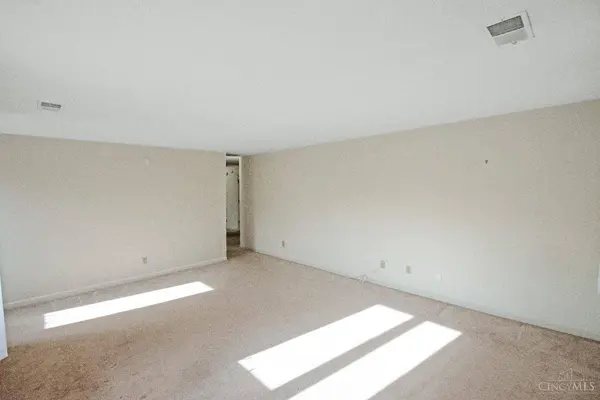 5261 N Bend #9-1, Green Twp, OH 45247