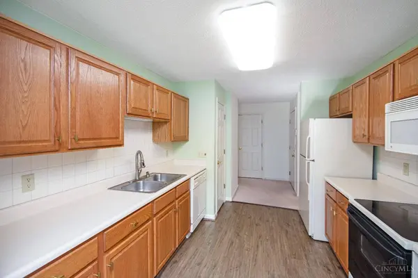 5261 N Bend #9-1, Green Twp, OH 45247